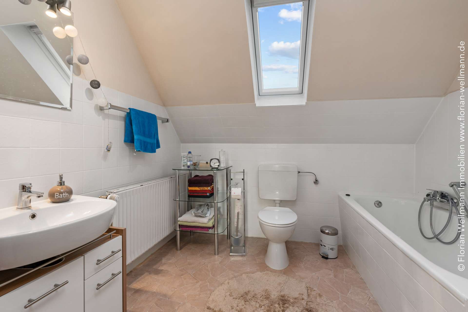 Immobilie in Twistringen - Twistringen | Attraktives Ein- bis Zweifamilienhaus mit historischem Charme und Doppelgarage auf gro - Bild 23