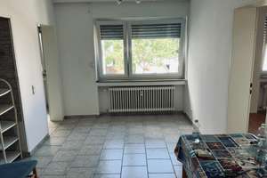Wohnen mit Charakter: Geräumige 4,5-Zimmer-Wohnung in Reutlingen – Wörthstraße 35/1, 72764 Reutlingen-Mitte, Reutlingen – Vorschaubild 9