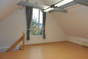 Schönes helles 1,5 Zimmer Apartment 42qm, in ruhiger Wohnlage