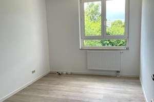 freundliche 3-Zimmer-Wohnung mit Einbauküche und Balkon in Magdeburg – Lion-Feuchtwanger-Straße 23, 39120 Leipziger Straße, Magdeburg – Vorschaubild 9