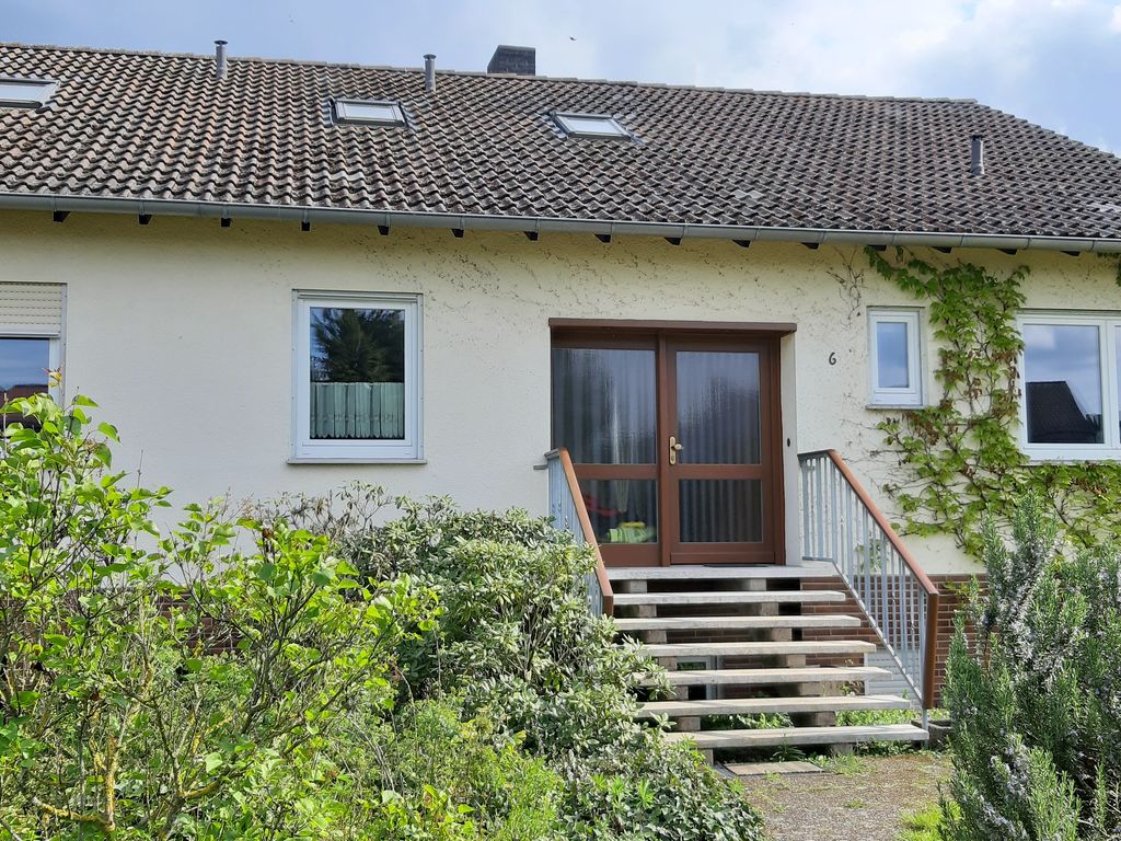 Großzügiges Einfamilienhaus mit großem Garten in Rodgau, ohne Makler