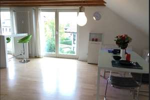 Wunderschöne, helle möblierte Wohnung mit Schlafgalerie, Dachterrasse und Stellplatz – Koppertweg 1, 69124 Kirchheim, Heidelberg – Vorschaubild 3
