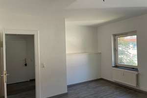 Stadtflair pur – sanierte Wohnung zu sofort bezugsfertig