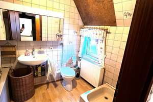 Einfamilienhaus in zentraler Lage von Albstadt-Onstmettingen. – Die vollständige Adresse der Immobilie erhältst du vom Anbieter., 72461 Albstadt – Vorschaubild 16