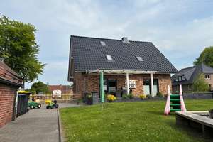 Gepflegtes 3-Giebel-Haus auf großem Grundstück – Die vollständige Adresse der Immobilie erhältst du vom Anbieter., 26532 Großheide – Vorschaubild 3