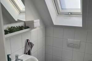 Modernisierte 3-Zimmer-Wohnung mit Einbauküche in Stuttgart – Stuttgart – Vorschaubild 18
