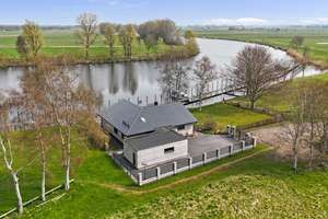 Architektonisches Highlight mit privatem Wasserzugang – Die vollständige Adresse der Immobilie erhältst du vom Anbieter., 25794 Pahlen – Vorschaubild 1