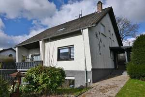 **Wohnhaus mit Doppelgarage und Garten im Grünen mit viel Platz** – Die vollständige Adresse der Immobilie erhältst du vom Anbieter., 54597 Burbach – Vorschaubild 21