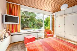 Verborgene Weite - Freistehender Bungalow mit unverbautem Fernblick in Randlage Düsseldorf-Angermund – Die vollständige Adresse der Immobilie erhältst du vom Anbieter., 40489 Angermund, Düsseldorf – Vorschaubild 12