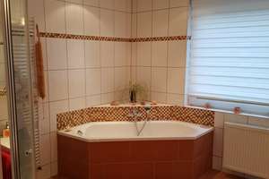 Bielefeld-BRAKE! Mehrfamilienhaus/ EFH + großer Garten, 200qm Wohnfläche für bis zu 3 Familien – Die vollständige Adresse der Immobilie erhältst du vom Anbieter., 33729 Heepen, Bielefeld – Vorschaubild 16