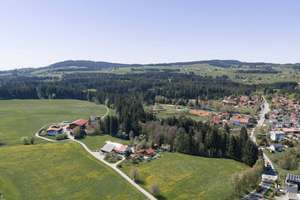 Repräsentativ. Werthaltig. Charakterstark. Jugendstilvilla mit 3 Wohneinheiten in Buchenberg – Die vollständige Adresse der Immobilie erhältst du vom Anbieter., 87474 Buchenberg – Vorschaubild 70
