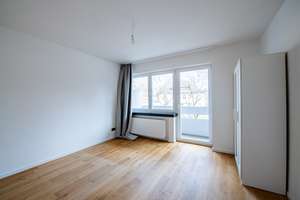 Grunderwerbsteuer geschenkt I Bezugsfrei nahe Ku`damm - großer Balkon, Einbauküche und modernes Bad – Eisenzahnstraße 16, 10709 Wilmersdorf, Berlin – Vorschaubild 10