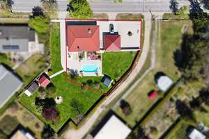 "BEREITS VERKAUFT"-Wohnen wie im Urlaub: sanierter Bungalow mit Pool, Sauna, Terrasse und mehr! – Die vollständige Adresse der Immobilie erhältst du vom Anbieter., 14959 Trebbin – Vorschaubild 40