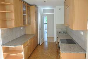 Von Privat - helle 3-Zimmer-Wohnung mit Balkon und Einbauküche, Blick ins Grüne – Preziosastraße 25, 81927 Johanneskirchen, München – Vorschaubild 5