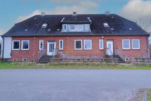Saniertes Endreihenhaus auf 1.981 m² Grundstück – zusätzlich 2 Einheiten im selben Objekt verfügbar! – Die vollständige Adresse der Immobilie erhältst du vom Anbieter., 25923 Ellhöft – Vorschaubild 2