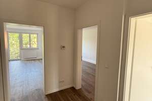 NEU *Paul & Partner* ! RENOVIERT MIT NEUER EINBAUKÜCHE & BALKON ! – Die vollständige Adresse der Immobilie erhältst du vom Anbieter., 65195 Westend / Bleichstraße, Wiesbaden – Vorschaubild 8