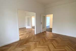 Hohenstaufenring Ecke Lindenstraße - Ruhige, Hochwertige und schwellenfreie 4-Zimmerwohnung