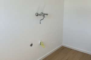 Renovierte 1-Zimmer-Altbauwohnung in Obergiesing mit großem Balkon + Garage – 81549 Balanstraße-West, München – Vorschaubild 5