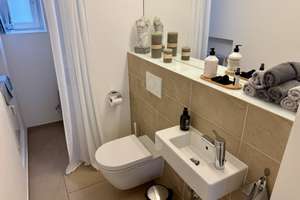 2- bis 3-Zimmer Wohnung mit Altbauflair in Oberkassel – Die vollständige Adresse der Immobilie erhältst du vom Anbieter., 40545 Oberkassel, Düsseldorf – Vorschaubild 5