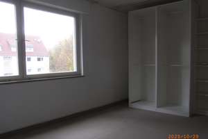 Helle 2-Zimmer-Wohnung im 1. OG in Stuttgart-Stammheim – Zikadenweg 27, 70439 Stammheim-Mitte, Stuttgart – Vorschaubild 10