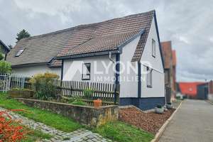 Einfamilienhaus in Schielo, modernisiert, bezugsfertig und mit liebevollen Details!