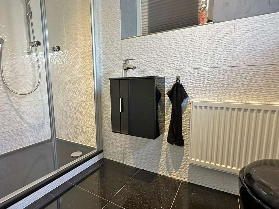 Duschbad EG Hinterhaus