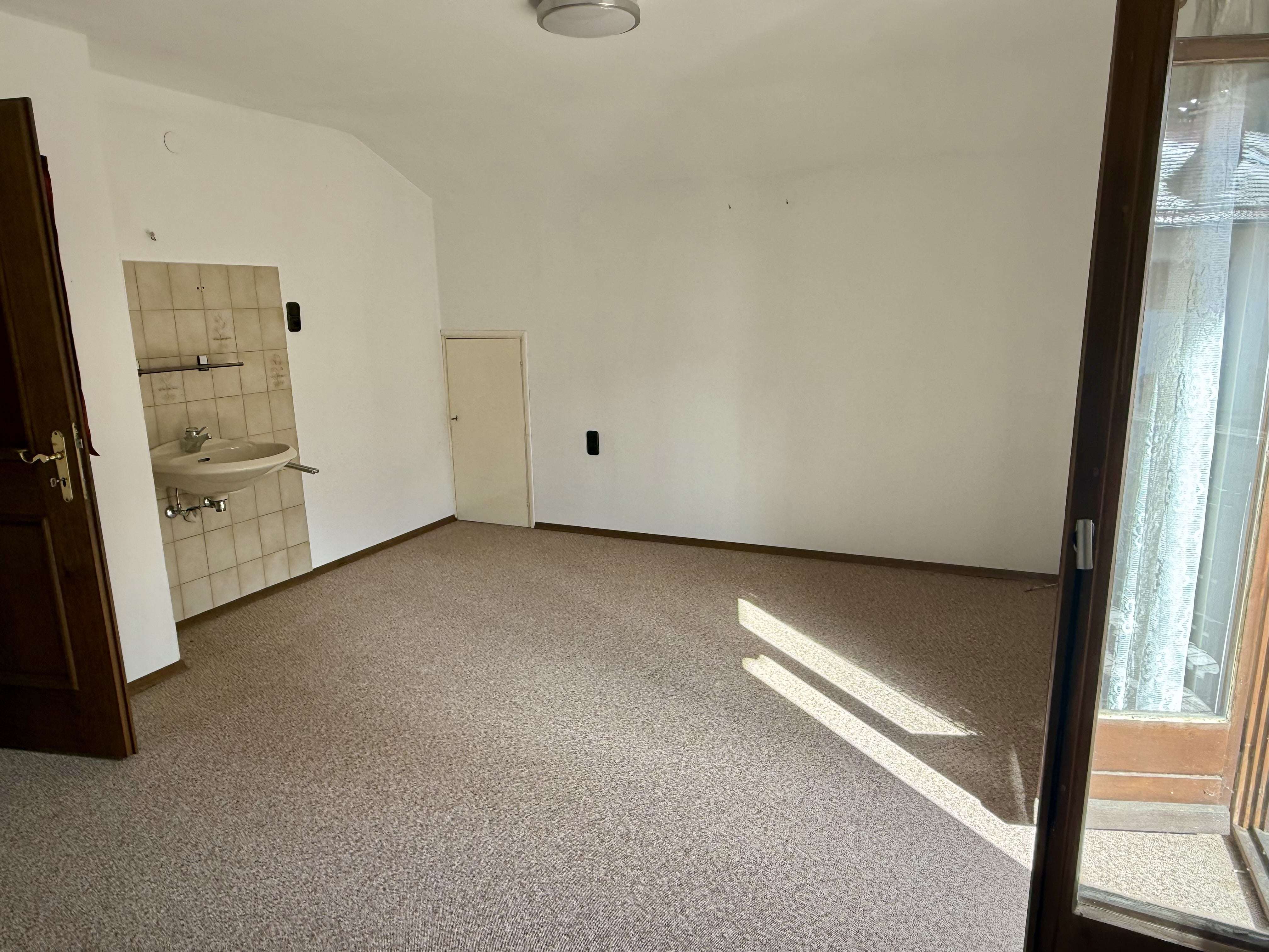 Immobilie in Grainau - Renovierungsbedürftiges Einfamilienhaus in sonniger Lage von Grainau - Bild 7