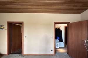 * Hardegsen * Attraktives Zweifamilienhaus mit ausgebautem Dachgeschoss * GS ca. 999 m² * Garage * – Die vollständige Adresse der Immobilie erhältst du vom Anbieter., 37181 Hardegsen – Vorschaubild 9
