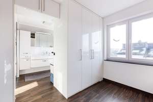 Gepflegte 3 Zimmerwohnung mit Dachterrasse, Einbauküche und Tiefgaragenstellplatz – Schweriner Straße 5, 46145 Alsfeld, Oberhausen – Vorschaubild 7