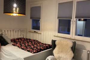 Uninahe 1,5-Zimmer-DG-Wohnung zum 01.08. – Seilerstraße 11, 42103 Elberfeld, Wuppertal – Vorschaubild 2