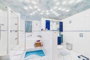 Exklusives Bungalow mit 9 Zimmer auf 330m² Wfl. und großzügigen 758m² Grundstück! – Die vollständige Adresse der Immobilie erhältst du vom Anbieter., 90518 Altdorf bei Nürnberg – Vorschaubild 8