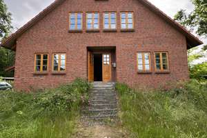 Charmantes Einfamilienhaus mit Potenzial in Eicklingen/Sandligen – Die vollständige Adresse der Immobilie erhältst du vom Anbieter., 29358 Eicklingen – Vorschaubild 1