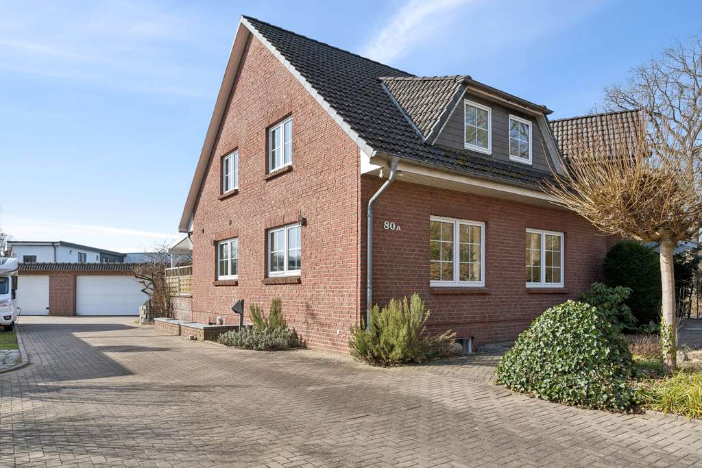 Immobilie in Holm - Schöne Doppelhaushälfte in Holm - Bild 0