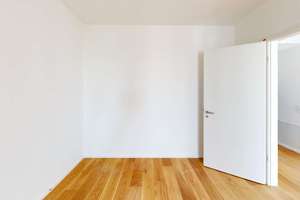 Beeindruckende 3-Zimmer-Maisonettewohnung mit 2 Balkonen – Die vollständige Adresse der Immobilie erhältst du vom Anbieter., 81249 Lochhausen, München – Vorschaubild 7