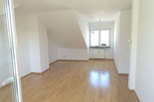 Bonn-Beuel / Rheinnähe, attraktive 2 Zimmerwohnung mit Dachbalkon -bezugsfrei – Die vollständige Adresse der Immobilie erhältst du vom Anbieter., 53225 Beuel-Mitte, Bonn – Vorschaubild 12