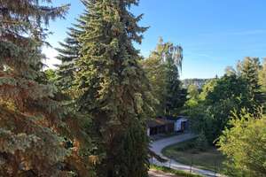 GEMÜTLICHE 2 Zimmer mit Weitblick * Balkon * modernes Badezimmer * Stellplatz – Zeißstraße 71, 9131 Hilbersdorf, Chemnitz – Vorschaubild 9
