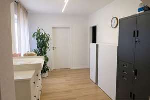 Ihr neues Zuhause: Freistehendes Einfamilienhaus mit idyllischem Gartengrundstück & Innenpool – Die vollständige Adresse der Immobilie erhältst du vom Anbieter., 92237 Sulzbach-Rosenberg – Vorschaubild 11