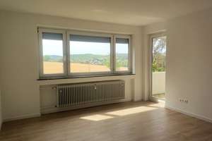 Gesuchte Randlage,  renovierte 2 ZKB-Loggia,  Weitblick, sofort einziehen! – Die vollständige Adresse der Immobilie erhältst du vom Anbieter., 55583 Bad Münster am Stein-Ebernburg – Vorschaubild 6