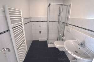 Flexible 4-Zimmer-Wohnung; Modernisiertes Bad, 2 Balkone, 150 m zur U-Bahn, ohne Käuferprovision – Die vollständige Adresse der Immobilie erhältst du vom Anbieter., 53175 Plittersdorf, Bonn – Vorschaubild 5