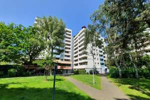 Frisch Sanierte ansprechende 2 Z-Wohnung mit großzügigen Balkon und Garage in Junkersdorf – Wiener Weg 14, 50858 Junkersdorf, Köln – Vorschaubild 30