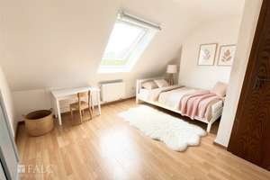 Charmante 4-Zimmer-Maisonettewohnung mit viel Platz für die ganze Familie – Die vollständige Adresse der Immobilie erhältst du vom Anbieter., 42781 Haan – Vorschaubild 3