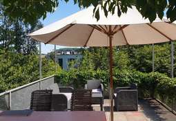 Terrasse mit Blick Österberg