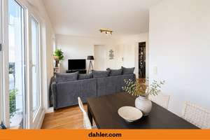 Provisionsfrei! Stadtwohnung mit Dachterrasse in Bestlage