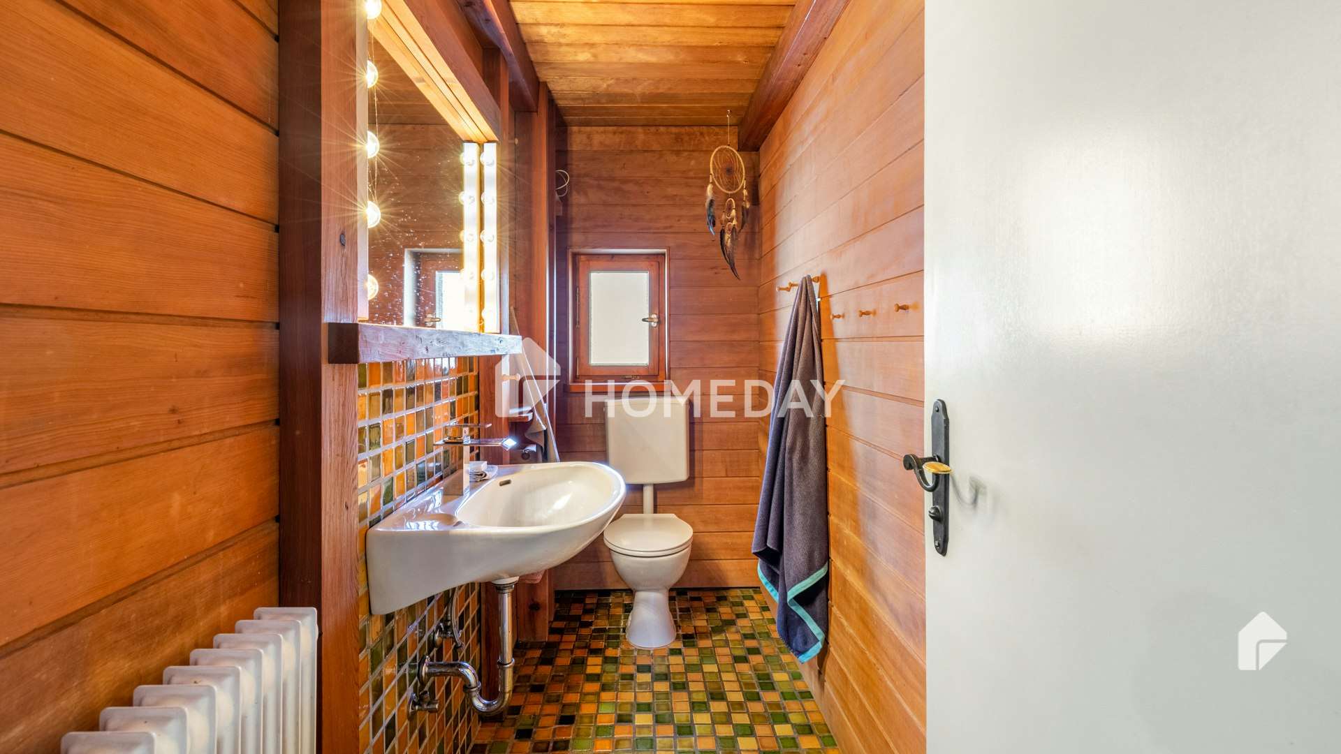 Immobilie in Neubeuern - Stilvolles Landhaus als Zweifamilienhaus mit großzügigem Grundstück in Neubeuern - Bild 12