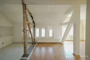 3-4 Zimmer: Maisonette-Dachgeschosswohnung mit Terrasse direkt auf der Luegallee