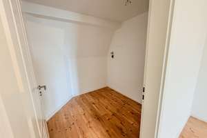 Schicke 3,5 Zimmer-Wohnung mit Ankleide in zentraler Lage – Kölner Str. 73-77, 42651 Solingen-Mitte, Solingen – Vorschaubild 12