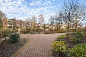 Viel Platz zum Ankommen: Tolle 4-Zimmer-Wohnung mit Süd-Balkon und TG-Stellplatz in HH-Poppenbüttel! – Die vollständige Adresse der Immobilie erhältst du vom Anbieter., 22399 Poppenbüttel, Hamburg – Vorschaubild 3