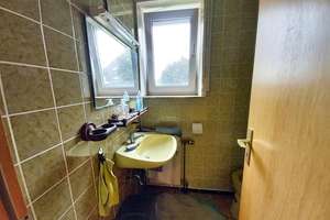 CITYHOUSE: Mehrfamilienhaus solide vermietet mit großem Garten, Keller, Stellplatz und Garage – Die vollständige Adresse der Immobilie erhältst du vom Anbieter., 50767 Heimersdorf, Köln – Vorschaubild 14