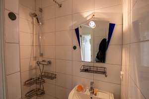 Hübsche 2-Zi.-Wohnung im DG in ruhiger Lage nahe Walle-Center! – Die vollständige Adresse der Immobilie erhältst du vom Anbieter., 28219 Walle (Ortsteil), Bremen – Vorschaubild 7