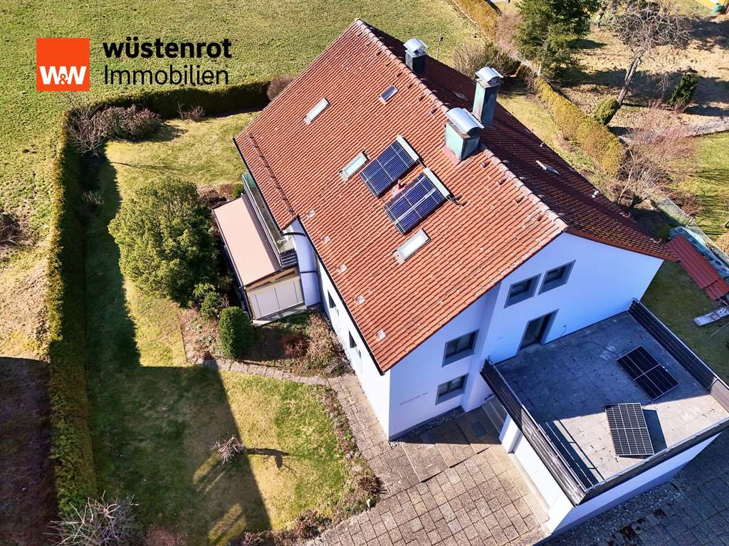 Immobilie in Pechbrunn - Gepflegtes und modernes Zweifamilienhaus mit großem Garten in ruhiger Lage wartet auf Sie! - Bild 3